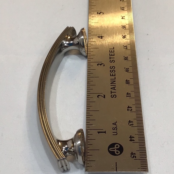 Set of 6 NWT 3” Drawer Pulls - Picture 5 of 9